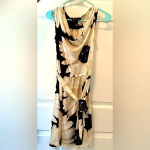 I.N.C. Midi Sleeveless Cowl Neck Tie-Waist Dress size XS - Navy & Cream floral
